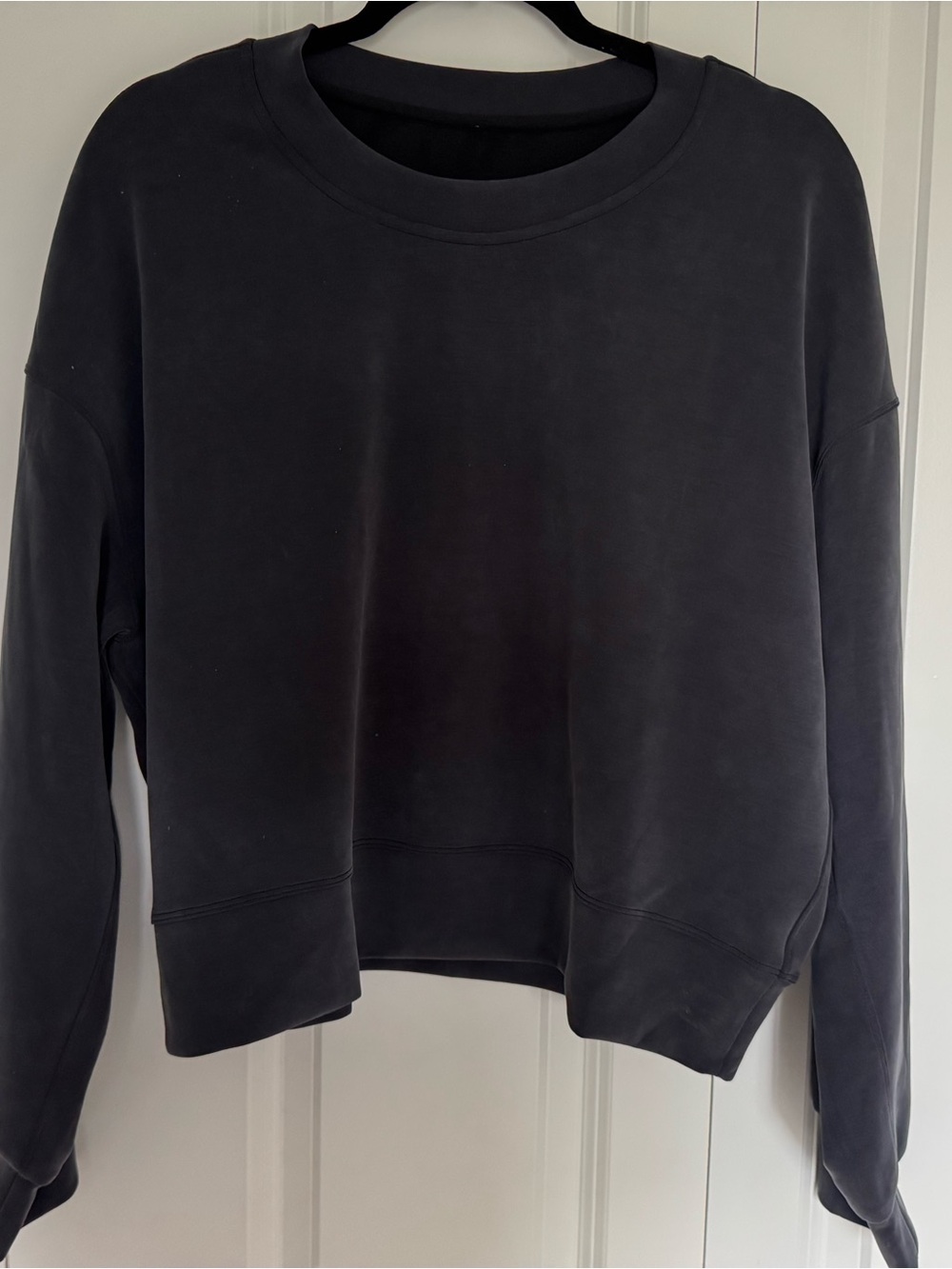 Lululemon Softstreme Black Relaxed Sweatshirt Cropped Pants Set - Picture 3 of 4